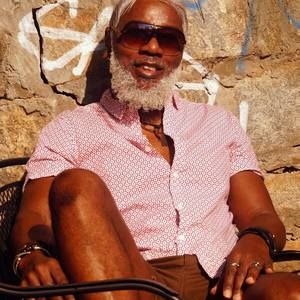 Meet your Posher, Clinton